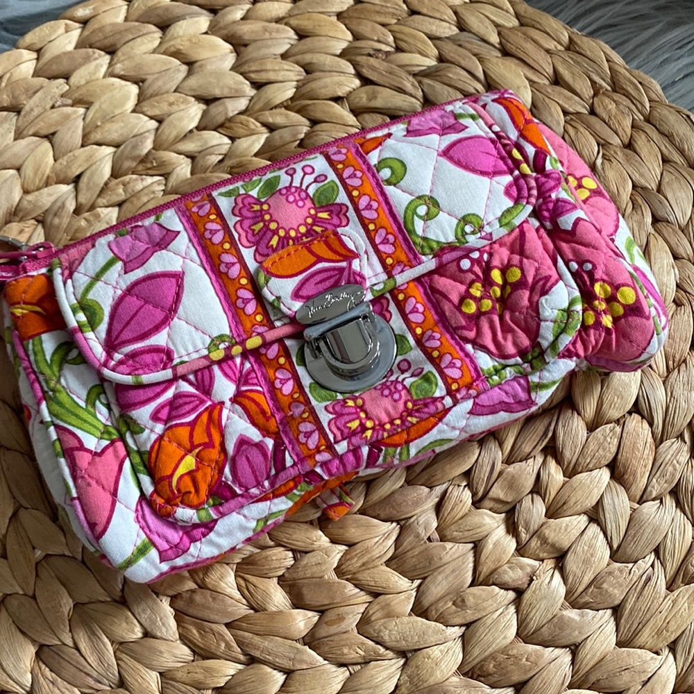 Preowned VB floral wrislet